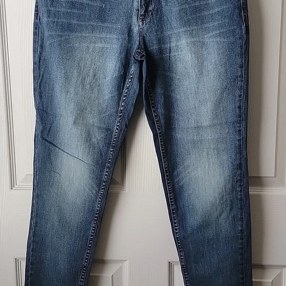 Who What Wear, size 8, blue, 99% cotton 1% spanx - Picture 6 of 6